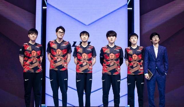 特点在于默 特点在于默