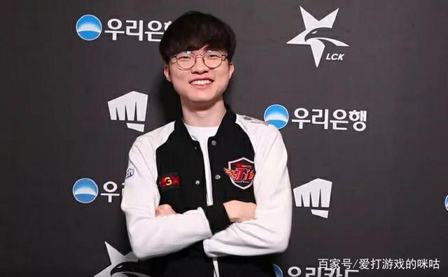 在足球这样 在足球这样