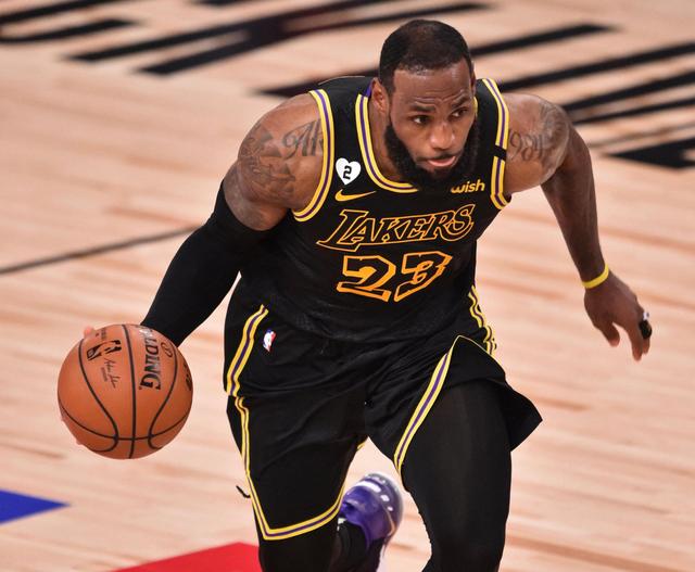 主客场与赛 主客场与赛