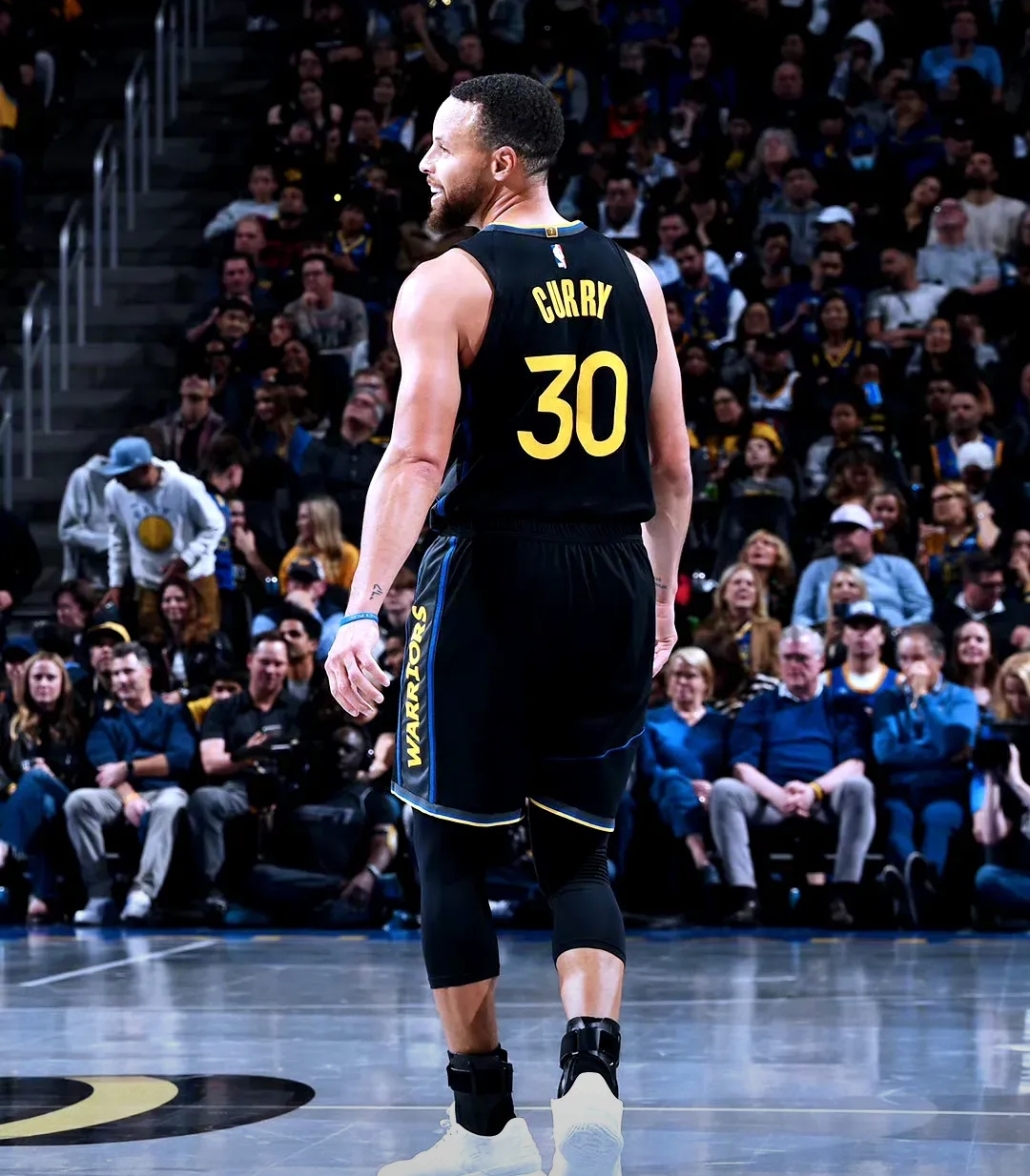 空间型侧翼 空间型侧翼